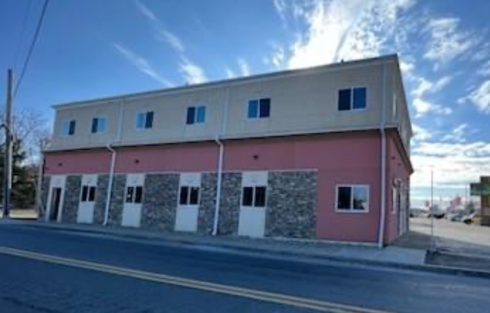 Alves of Elite Commercial Realty Group leases 2,600 s/f